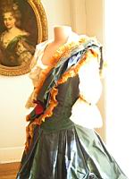 1700 - Reconstitution de costume de femme, par Sylvie Facon, inspire de l'oeuvre de Nicolas de Largillierre (musee d'Arras) (3)